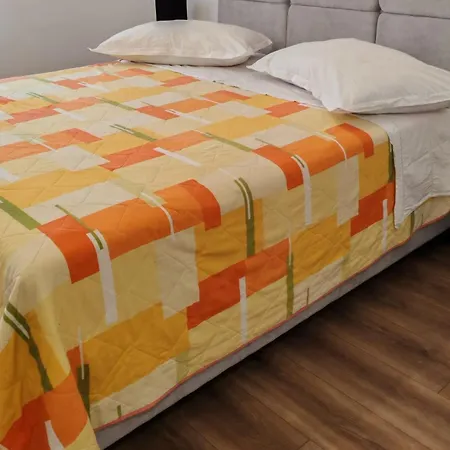 Mihovilovic - 50 M From Apartamento *
