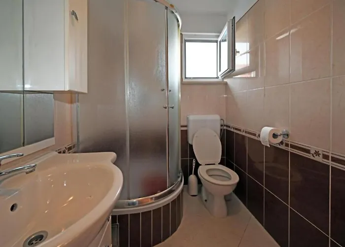 Mihovilovic - 50 M From Slatine