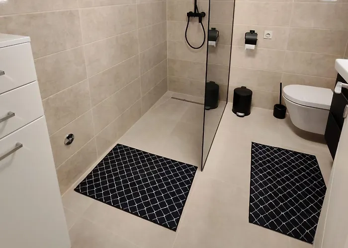 Apartamento Mihovilovic - 50 M From *