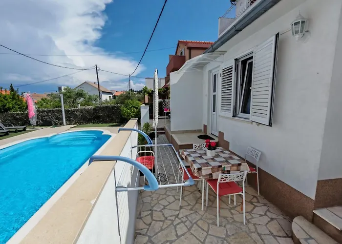 Mihovilovic - 50 M From Slatine