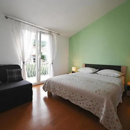 Appartement Mihovilovic - 50 M From Slatine