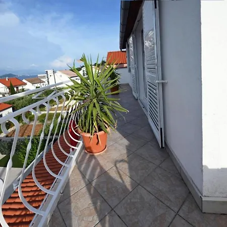 Mihovilovic - 50 M From