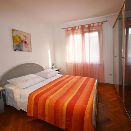 Appartement Mihovilovic - 50 M From Slatine